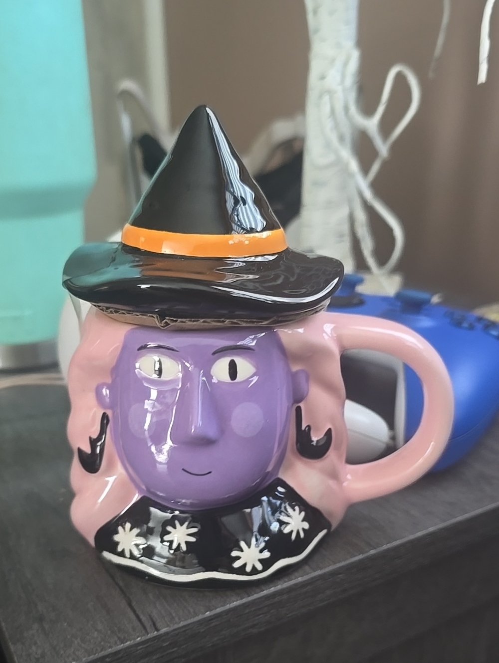 ❤️10/$30 New Whimsical Witch Face Ceramic Mug - Pink & Purple